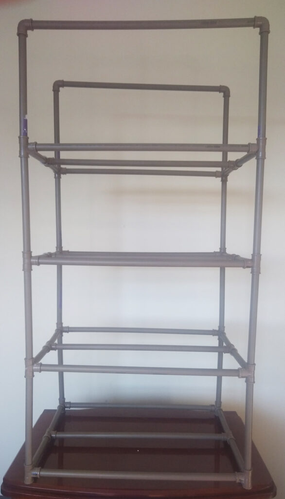 ESTANTE de 4 andares em PVC